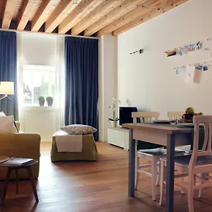 https://centrale-mazzoni-15.hotelinveneto.com